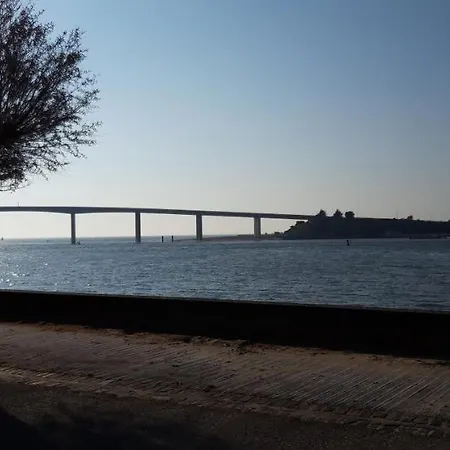 La Gimoniere アパート *